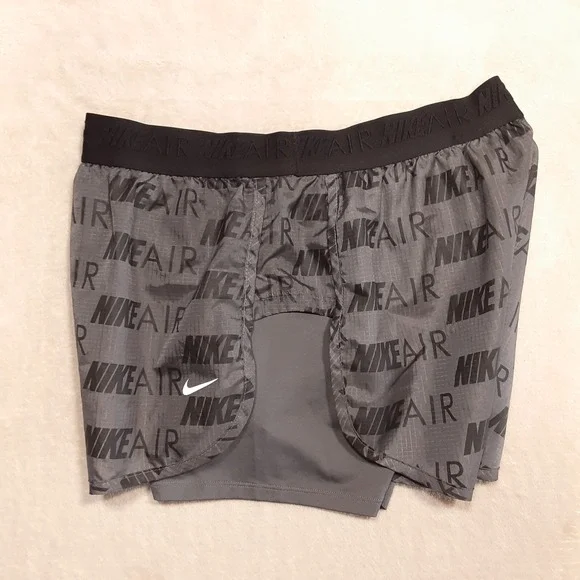 Nike Womans Lightweight Running Shorts Sz.L/Gray-Black/Lined/NikeAir All Print - Picture 3 of 10